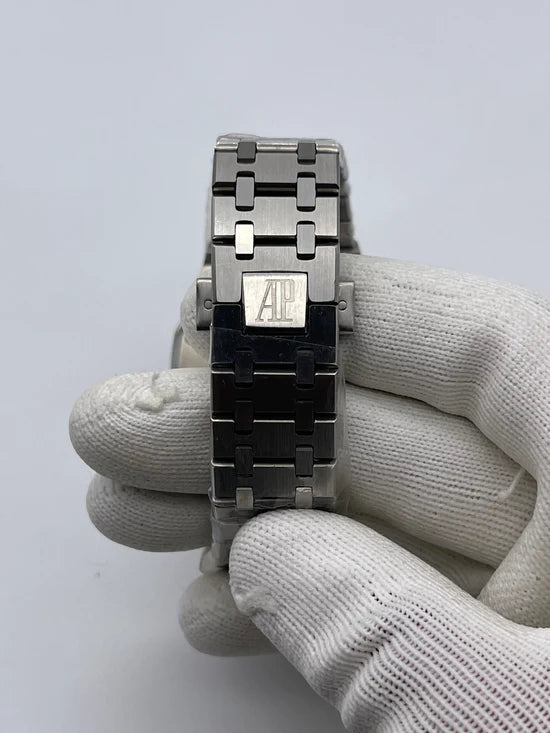 AUDEMARS PIGUET (royal oak selfwinding) black