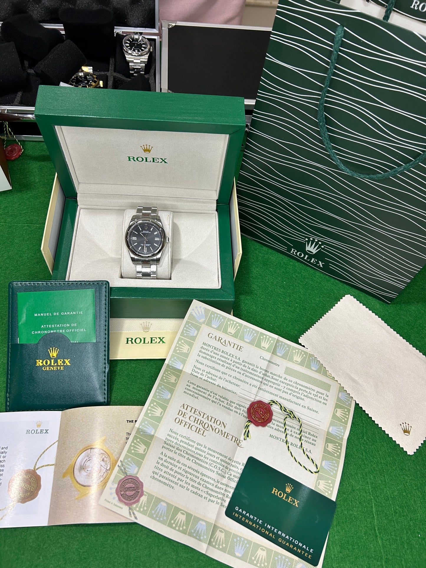 ROLEX OYSTER PERPETUAL NERO